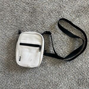 Brixley white crossbody 5-in-1 bag